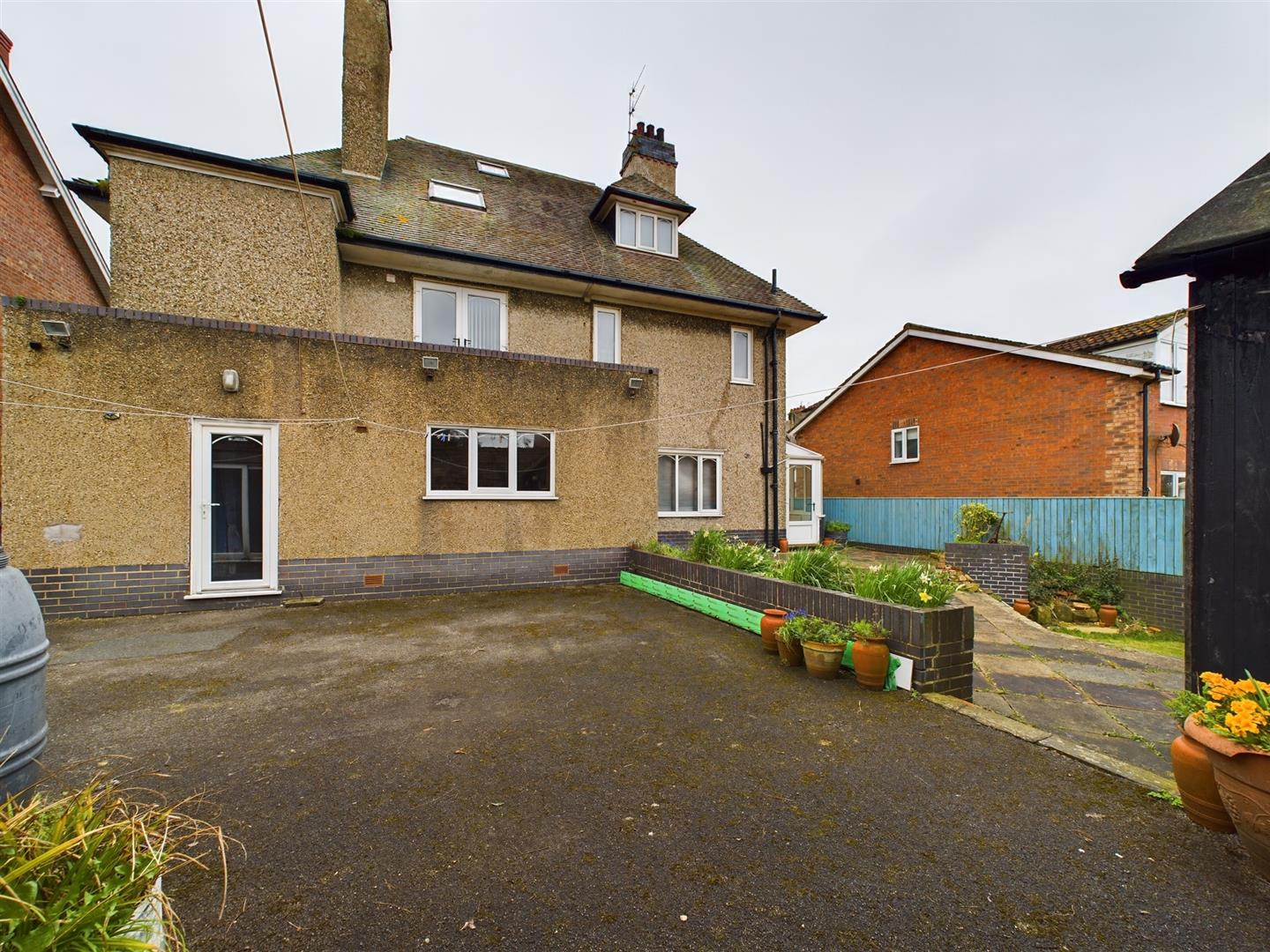 Lamplugh Road, Bridlington Belts Estate Agents